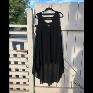A-Line High Low with v-neck with black straps